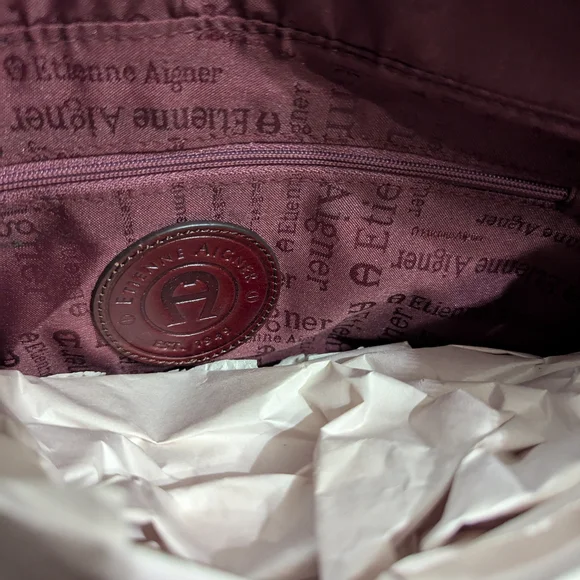 Etienne Aigner Burgundy Shoulder Bag - Picture 5 of 8